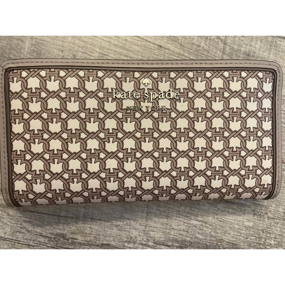 Kate Spade full size wallet NWT